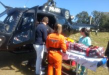 Paciente infartado é transferido de helicóptero de São Miguel do Oeste para Xanxerê, SC