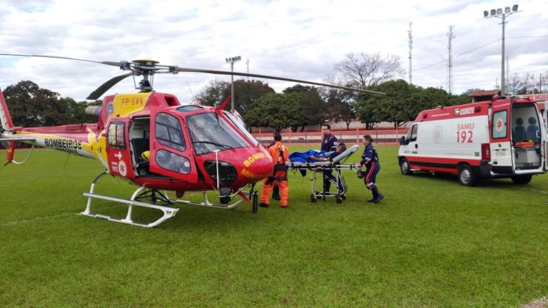 Bombeiros e SAMU transportam pacientes de Santa Vitória, Araxá e Ituiutaba, MG