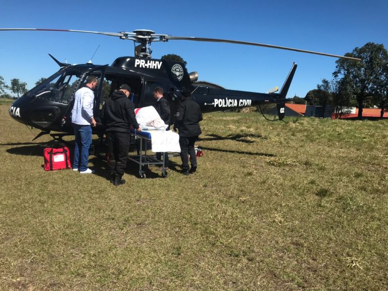 Helicóptero do SARA-SAER Fron é acionado para transferência de pacientes no oeste catarinense