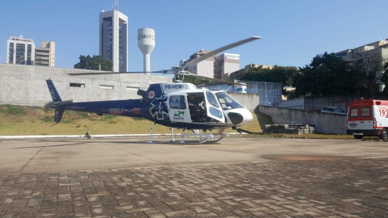 Helicóptero do CONSAMU realiza transporte aeromédico de pacientes para Cascavel, PR