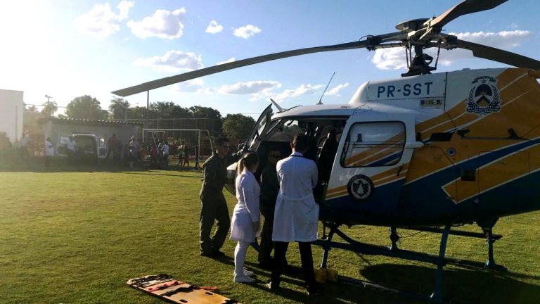 Paciente com AVC é transportado de helicóptero de Nova Rosalândia para o HGP, em Palmas
