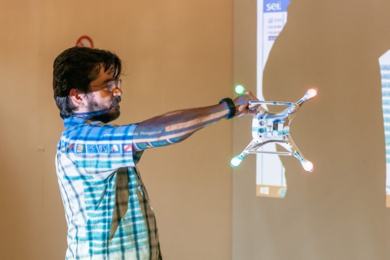 Encontro técnico reúne servidores do IBAMA para formatar curso de piloto de drone