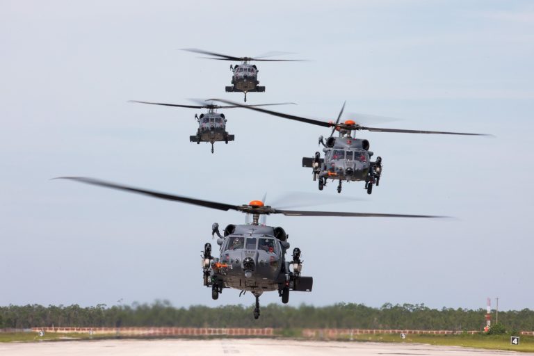 Helicóptero de Resgate Sikorsky HH-60W é aprovado pela Força Aérea dos EUA para entrar em produção