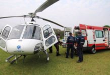 Equipe aeromédica do CONSAMU transporta vítima de acidente de trânsito para hospital em Toledo, PR