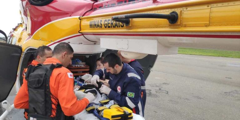 Bebê picado por escorpião é transportado de helicóptero para o Hospital João XXIII, em BH
