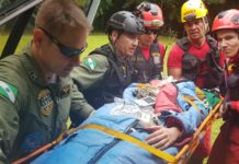 Equipes do BPMOA, GOST e COSMO resgatam adolescente ferida em trilha no Pico do Marumbi, PR