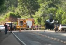 Vítima de acidente de trânsito na BR-282 é resgatada de helicóptero para hospital em Chapecó