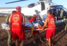 Bombeiros e CIOPAER resgatam turista irlandês que se acidentou praticando Kitesurf no litoral do Ceará