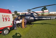 Vítima de infarto é transferida de helicóptero da cidade de Dionísio Cerqueira para Xanxerê, SC