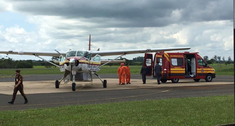 Avião do Corpo de Bombeiros transporta criança com problemas respiratórios para Belo Horizonte