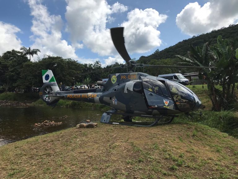 Jovem sofre parada cardíaca após afogamento em trecho sem salva-vidas da  Praia Brava