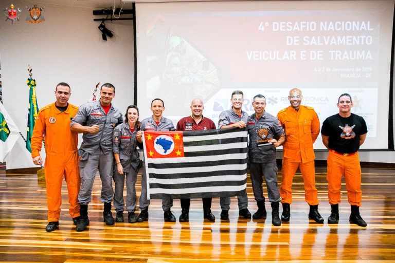 Competidores de todo o Brasil participam do 4º Desafio Nacional de Salvamento Veicular e de Trauma