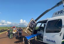 Jovem é socorrido pelo SAMU aeromédico depois de grave acidente na BR-457 em São Pedro do Ivaí, PR