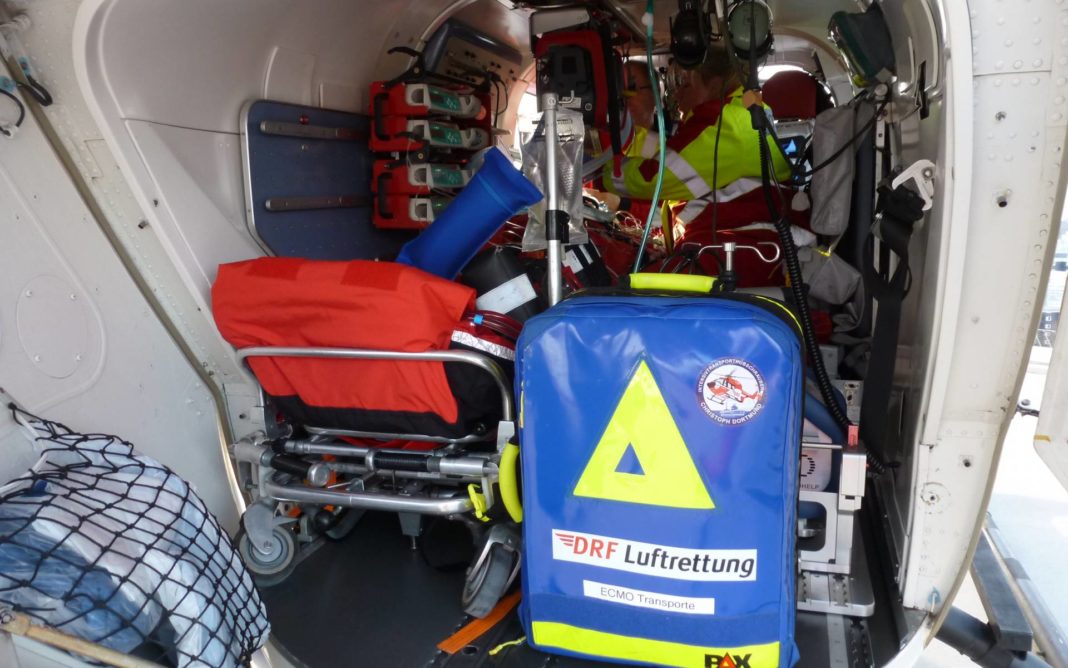 Para um tratamento adicional ideal, a DRF transporta pacientes para receber terapia com ECMO.