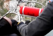 Força Aérea Portuguesa resgata homem e seu cachorro após queda de falésia