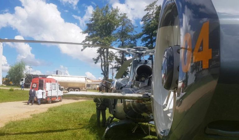 Falcão 04 resgata vítimas de acidente de trânsito em Colombo e São José dos Pinhais, PR