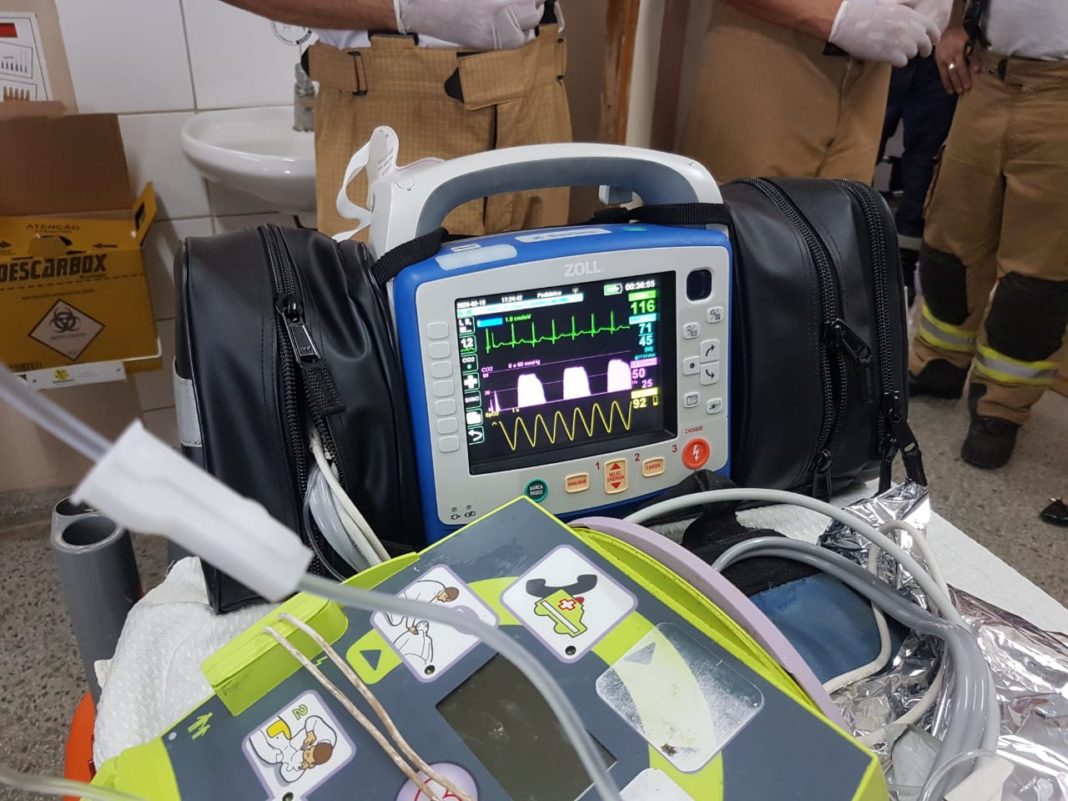 Bombeiros do Distrito Federal e SAMU revertem parada cardiorrespiratória de criança afogada em balde