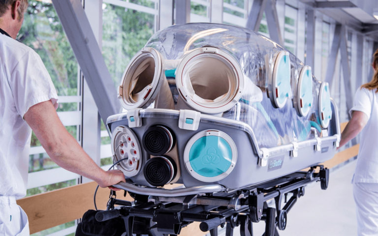 Conheça a maca EpiShuttle usada na Dinamarca, Bélgica e adquirida pela DRF Luftrettung para transportar pacientes com COVID-9