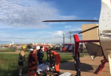 Jovem atropelada por ônibus é socorrida e transportada pelo Resgate Aéreo do Corpo de Bombeiros do DF