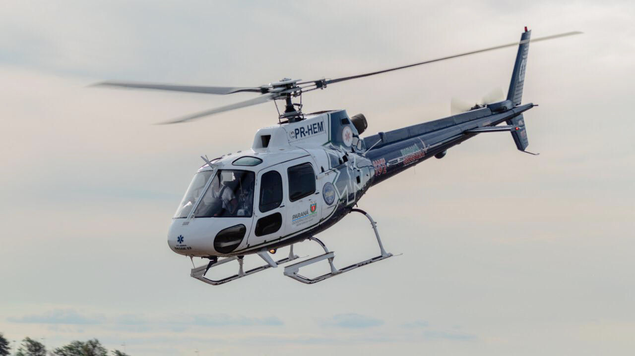 Equipe aeromédica do SAMU realiza captação e transporte de órgão de Paranavaí a Cascavel, PR. Foto: Divulgação