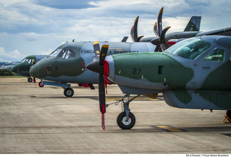 FAB transporta militares da Marinha especializados em DQBRN de Porto Velho para Manaus