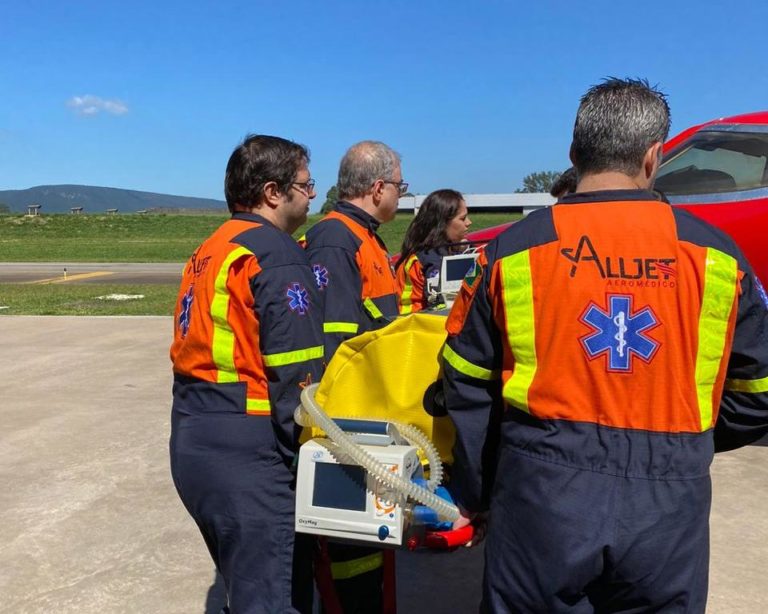 Alljet Táxi Aéreo prepara equipes para atender demanda de transporte aeromédico de paciente com COVID-19