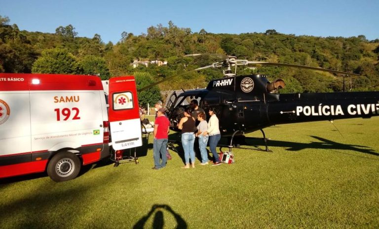 Serviço de Resgate Aeromédico transporta vítima de queda da cidade de Quilombo para Chapecó, SC