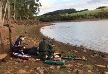 Equipe médica do SAMU e tripulação do Águia 4 resgatam duas pessoas no interior de Lages, SC
