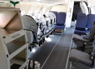 Avião ATR 42 da Guardia di Finanza é adaptado pela Leonardo para transportar pacientes com COVID-19