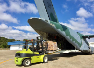 Aviões da FAB transportam mais de 25 toneladas de equipamentos e insumos hospitalares para Manaus