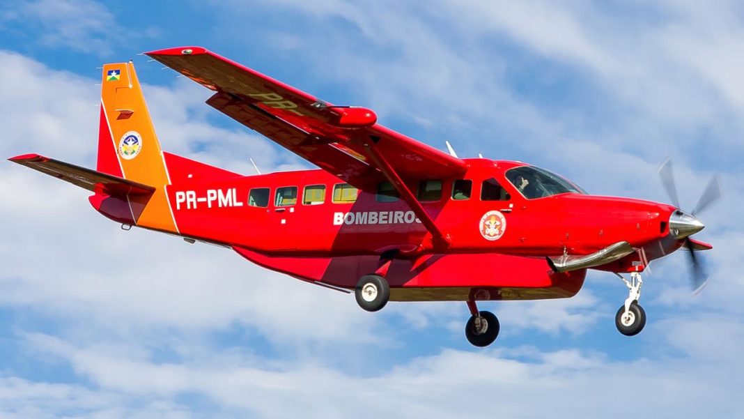 Avião do Corpo de Bombeiros transporta 90 mil testes rápidos e 50 bombas de infusão de São Paulo a Rondônia