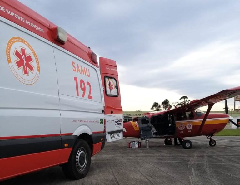 Bombeiros e SAMU de Santa Catarina transportam dois bebês e um menina de 10 anos para tratamento médico