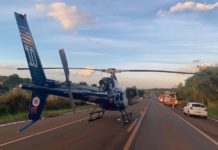 Equipes do SAMU e do Corpo de Bombeiros resgatam vítima de acidente de trânsito na BR-272, PR