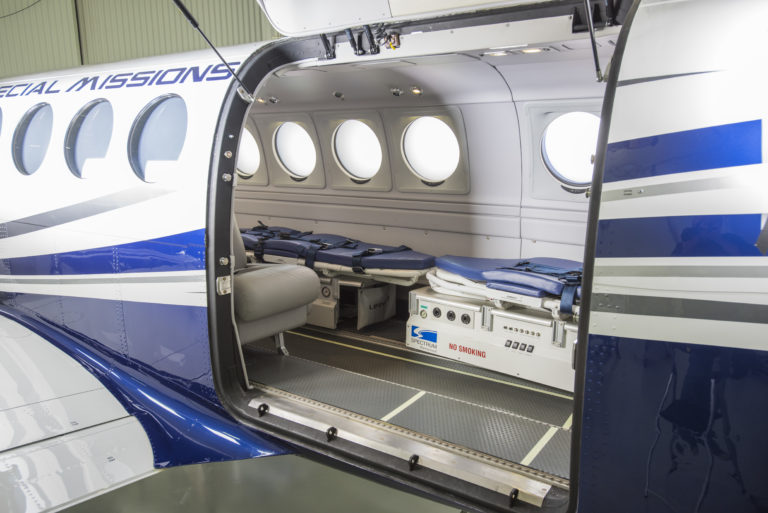 Ministério da Saúde da Grécia adquire dois aviões King Air 350C para missões aeromédicas