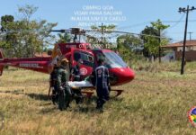 Resgate 04 do Corpo de Bombeiros e SAMU socorrem passageira de embarcação no Rio Madeira, RO