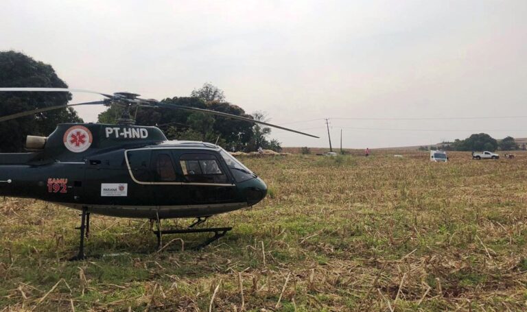 Mulher é resgatada pelo SAMU após acidente com colheitadeira em Doutor Camargo, PR