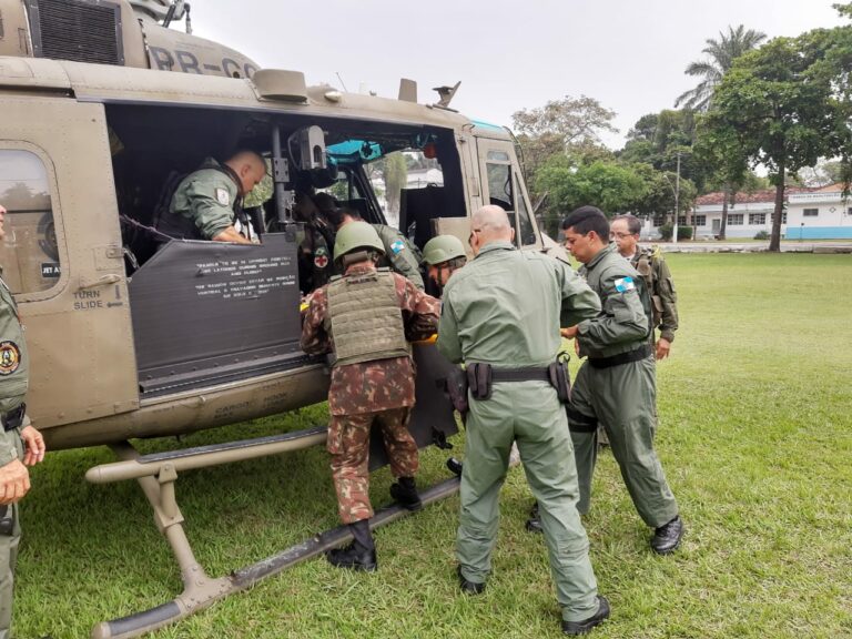 Grupamento Aeromóvel da PM e militares do EB e da FAB realizaram instrução conjunta em APH Tático