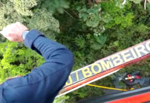 Equipe do Arcanjo 03 e bombeiros voluntários resgatam homem que caiu de ponte durante prática de rapel