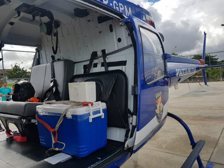 Grupamento Aéreo da PM transportou fígado, baço e linfonodo de Santo Antônio de Jesus para Salvador, BA