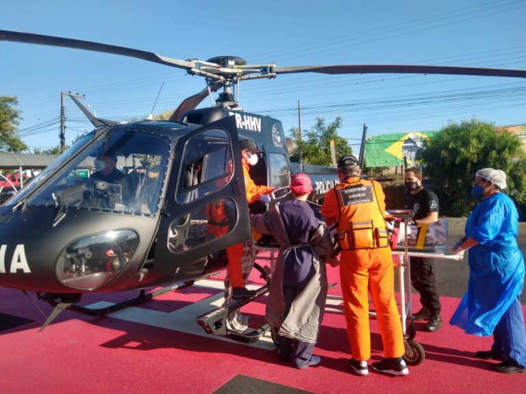Vítimas graves são resgatadas por equipes do serviço aeromédico SARA-SAERFRON no Oeste Catarinense
