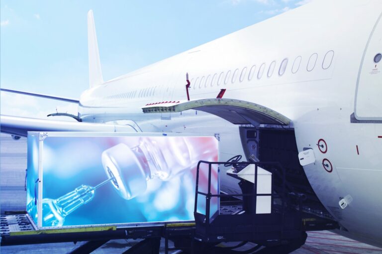 EASA emite orientações sobre o uso de gelo seco no transporte aéreo da vacina contra COVID-19