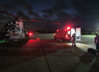 Ação integrada entre Bombeiros e Marinha possibilita o transporte de criança com COVID-19 no RJ