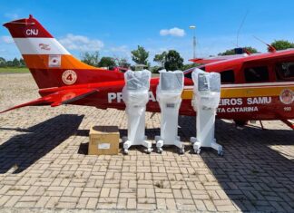 Avião do Corpo de Bombeiros transportou seis ventiladores mecânicos para São Miguel do Oeste, SC