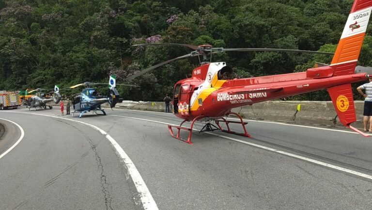 Ônibus com 53 passageiros sofre acidente na BR-376 e mobiliza equipes de resgate e cinco helicópteros no Paraná