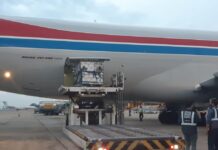 Fiocruz recebe insumos para produzir mais 12,2 milhões de doses da vacina contra a COVID-19