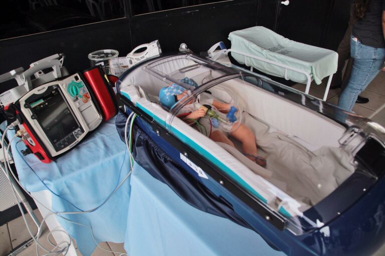 Consórcio Intermunicipal de Saúde repassa equipamentos para o serviço aeromédico do Oeste Catarinense