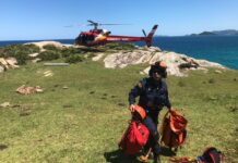 Bombeiros resgatam duas mulheres que se perderam em trilha de Florianópolis, SC
