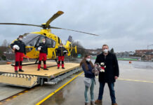 Bebê nasce a bordo de helicóptero de resgate da ADAC em Osnabrück, Alemanha