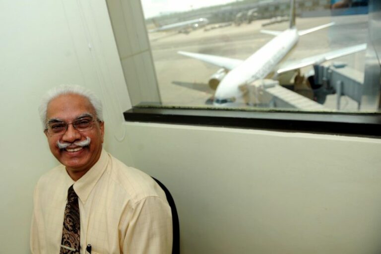 Jarnail Singh, especialista em medicina aeroespacial, cujo trabalho levou ao primeiro voo comercial de longo alcance, morre em Singapura