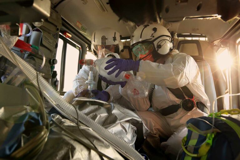 Estudo demonstra eficácia no uso de EPI nos transportes aeromédicos de pacientes com COVID-19